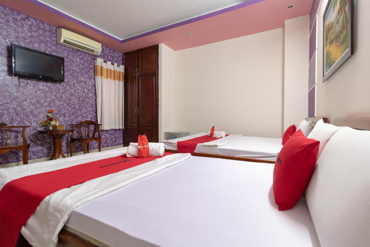 RedDoorz near Tan Huong Market 2 Ho Chi Minh City Bagian luar foto